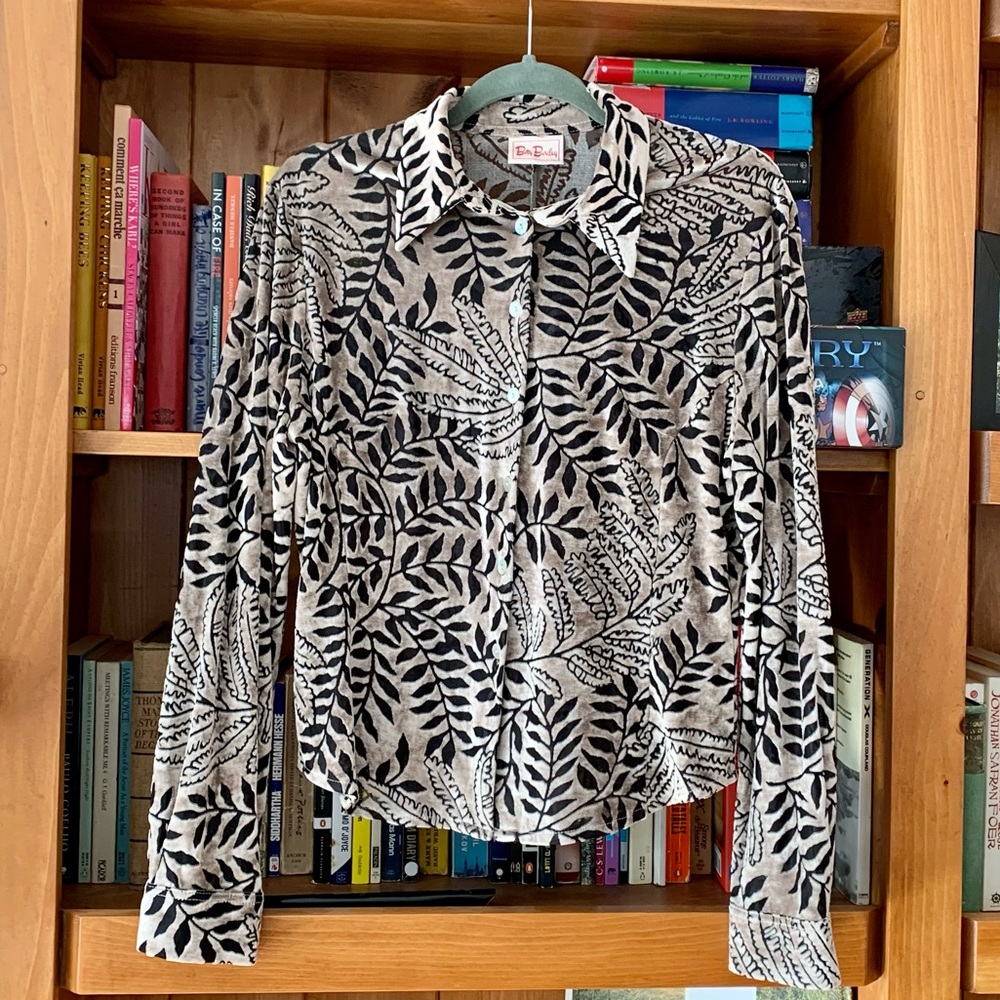 Vintage Betty Barclay Semi-sheer Blouse 🌿